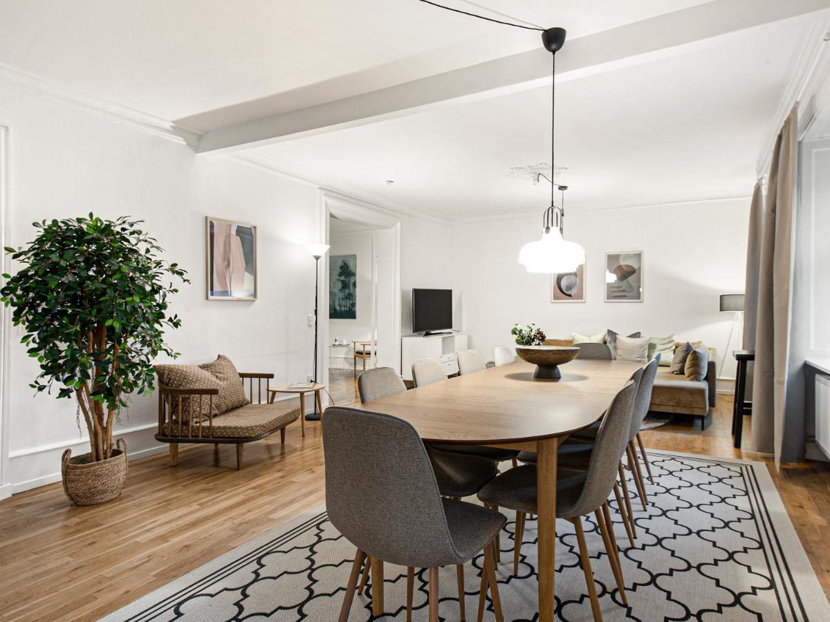 Sanders Stage - Enchanting Four-Bedroom Apartment Near Nyhavn コペンハーゲン エクステリア 写真