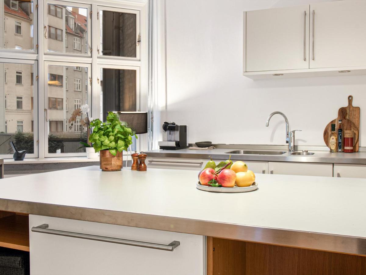 Sanders Stage - Enchanting Four-Bedroom Apartment Near Nyhavn コペンハーゲン エクステリア 写真