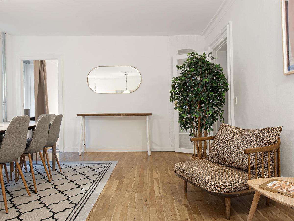 Sanders Stage - Enchanting Four-Bedroom Apartment Near Nyhavn コペンハーゲン エクステリア 写真