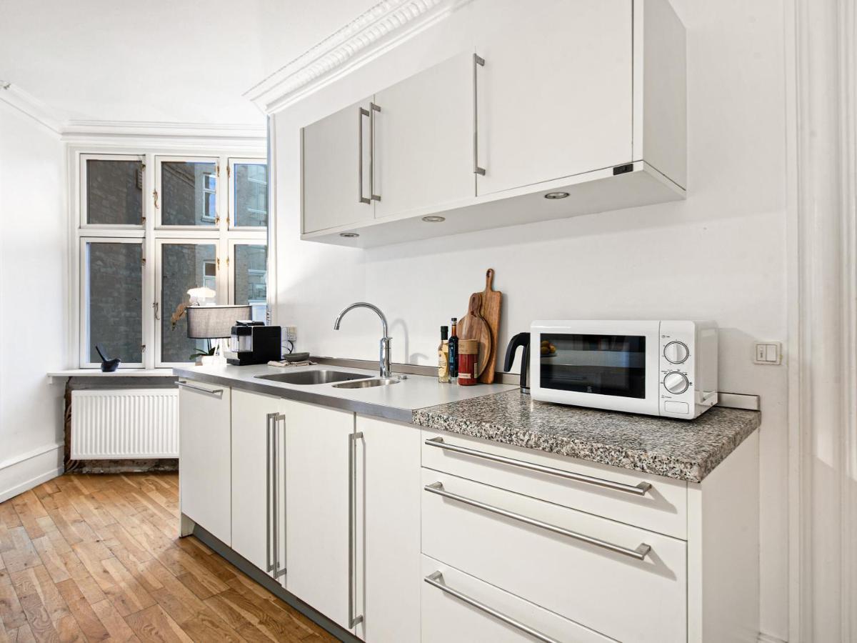 Sanders Stage - Enchanting Four-Bedroom Apartment Near Nyhavn コペンハーゲン エクステリア 写真